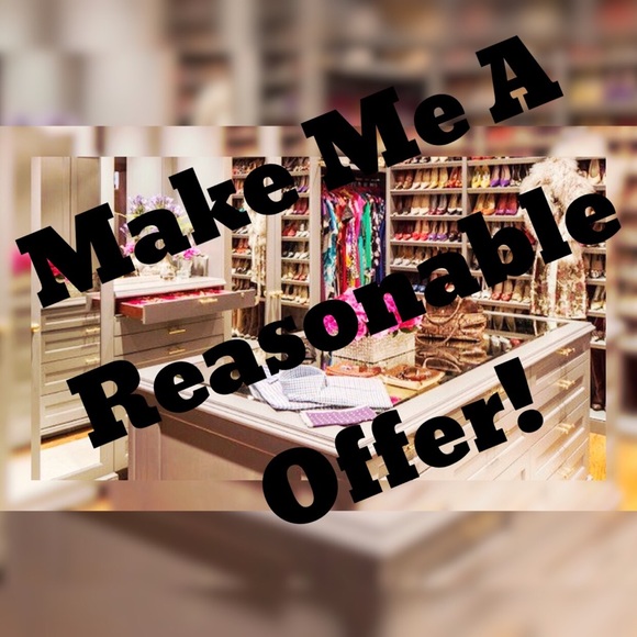 MAKE ME OFFERS!!! Buy 4 items get 20% OFF!! - Picture 2 of 2